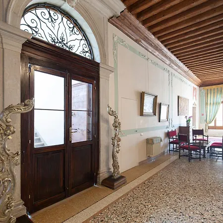 Luxury Apartment Pesaro Papafava Veneza Exterior foto