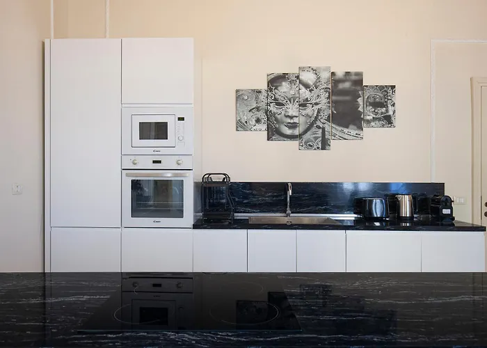 Luxury Apartment Pesaro Papafava